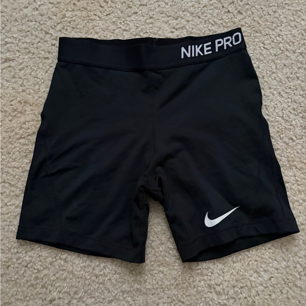 Girls Nike Pro Shorts